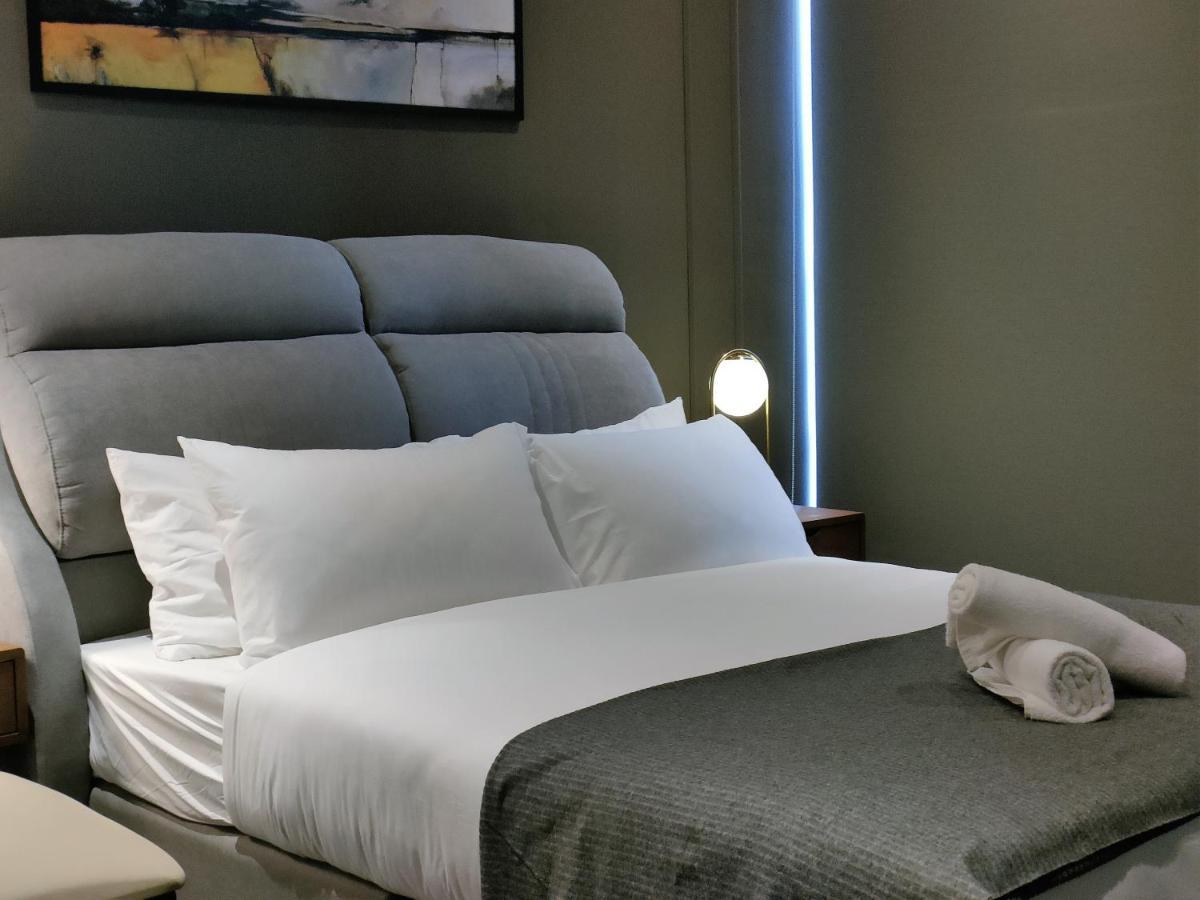 Scarletz Suites, Luxury Suites Klcc By Birdy Stay Kuala Lumpur Bagian luar foto
