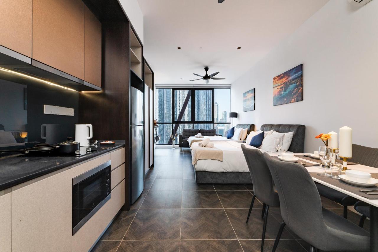 Scarletz Suites, Luxury Suites Klcc By Birdy Stay Kuala Lumpur Bagian luar foto